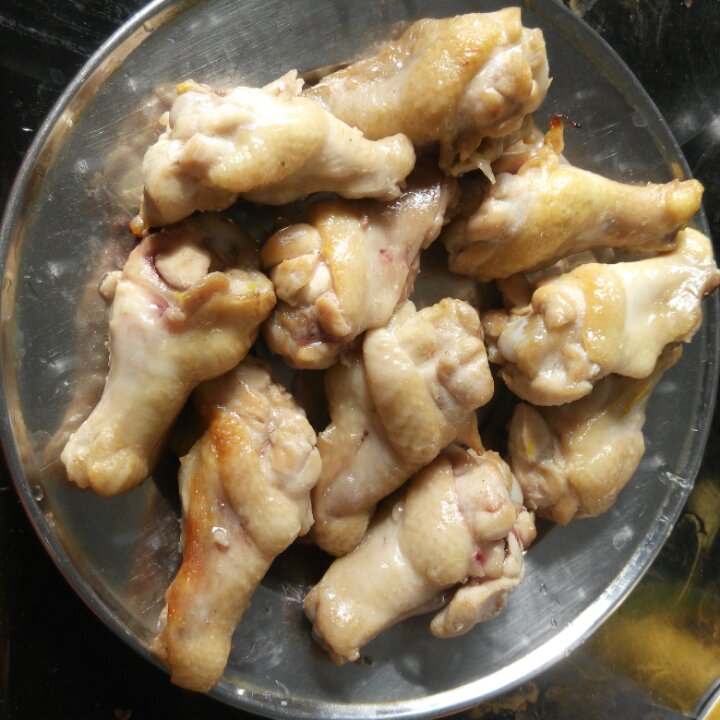 蒜香蜜汁烤鸡翅