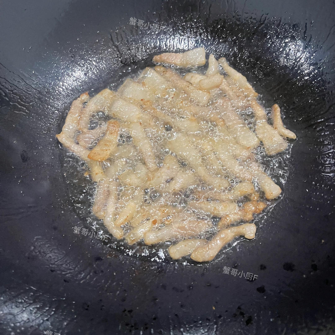 ㊙️绿豆芽肉丝炒面，干香松软的做法 步骤2