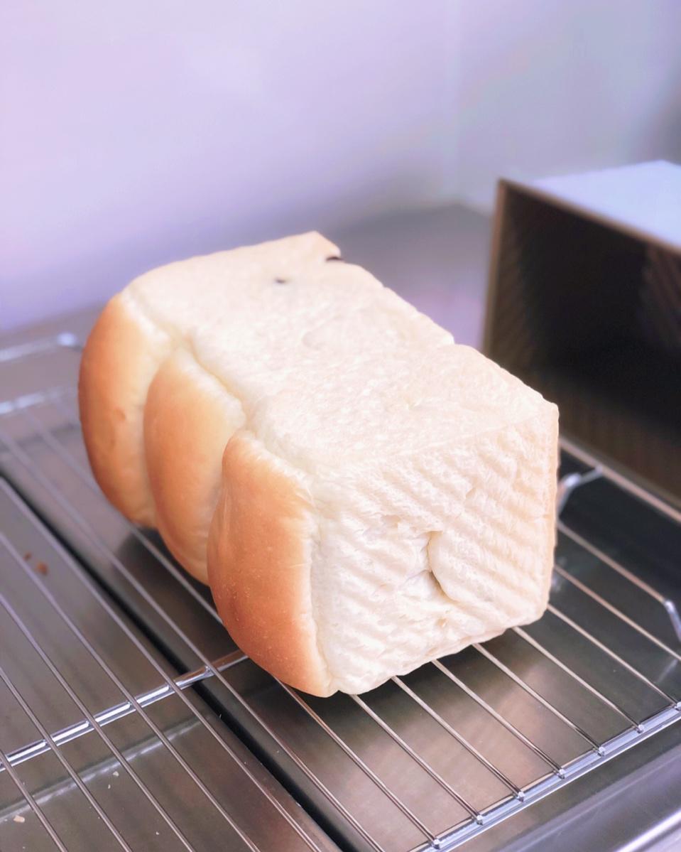 超柔牛奶棉花吐司（最详细的吐司食谱）