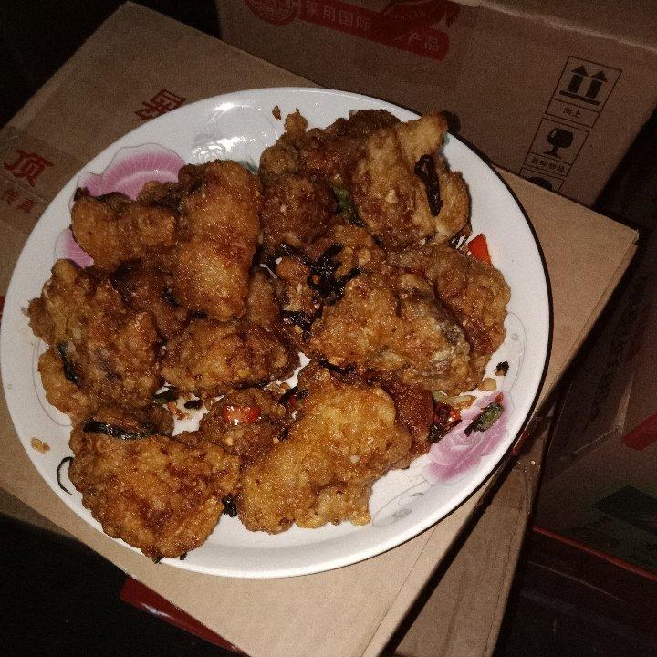 椒盐蒜香骨