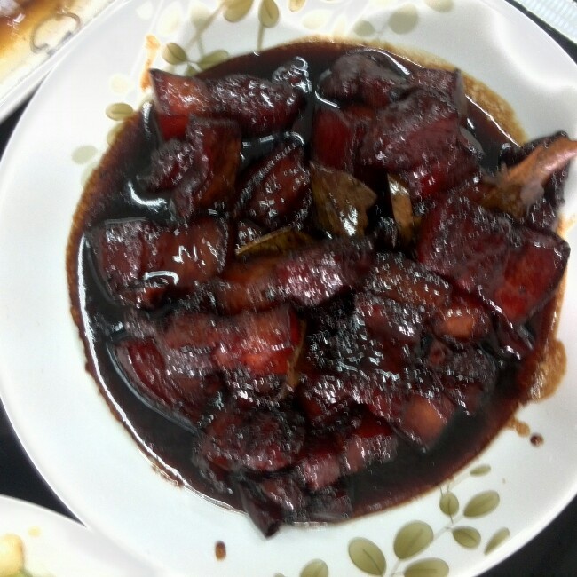 不焯水不放油的家常红烧肉