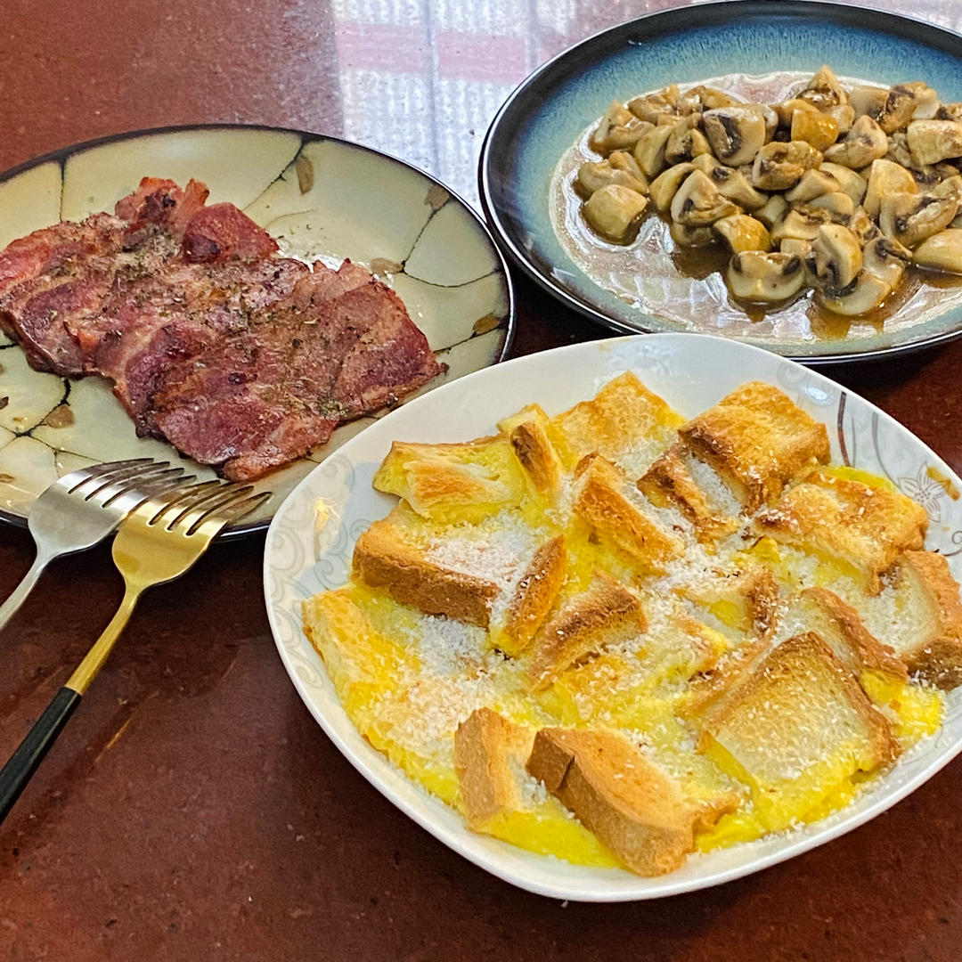 巨简单的早餐吐司布丁，出炉就能干掉一碗，早餐吃它绝了