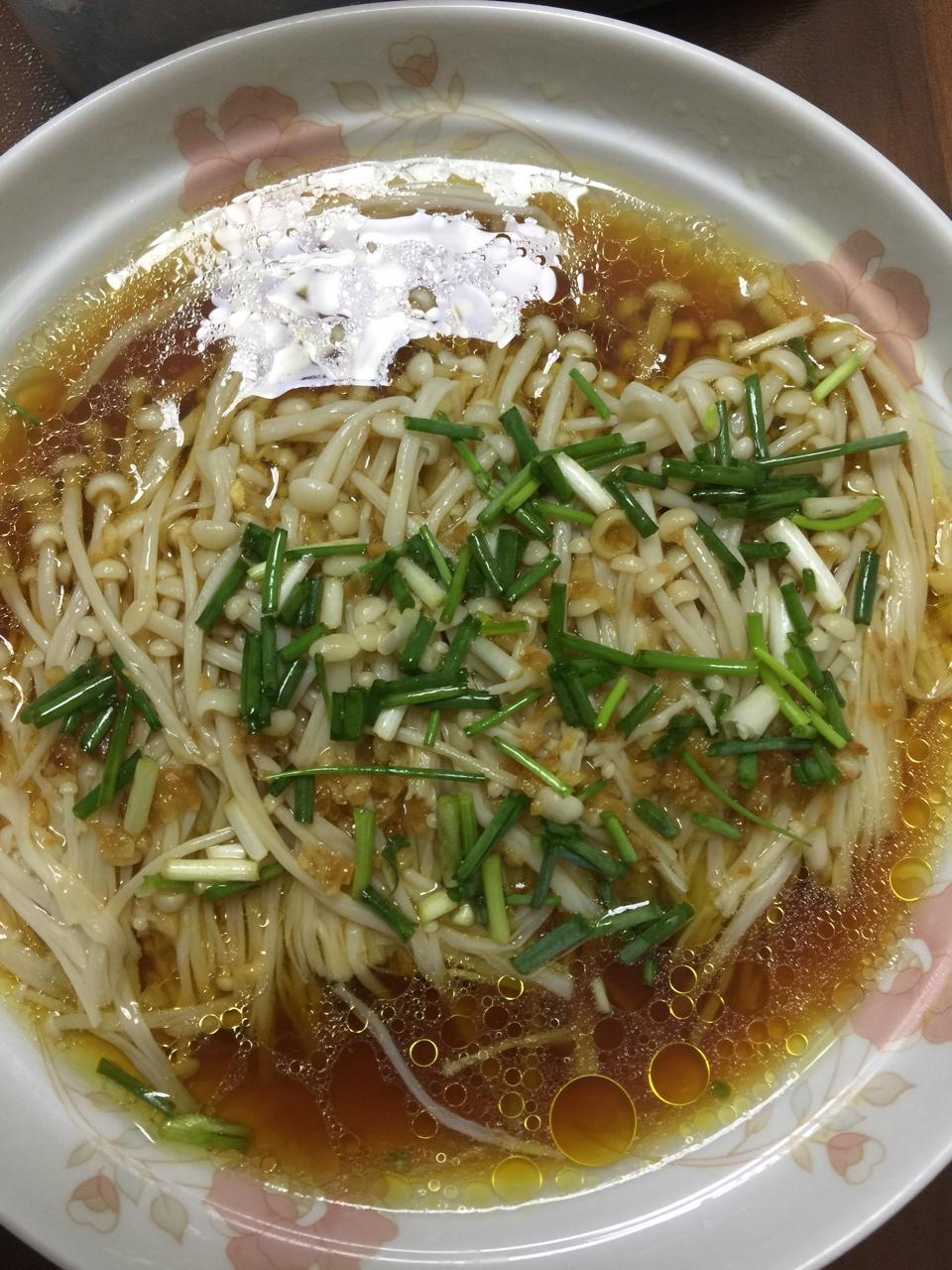 蒜蓉蒸金针菇