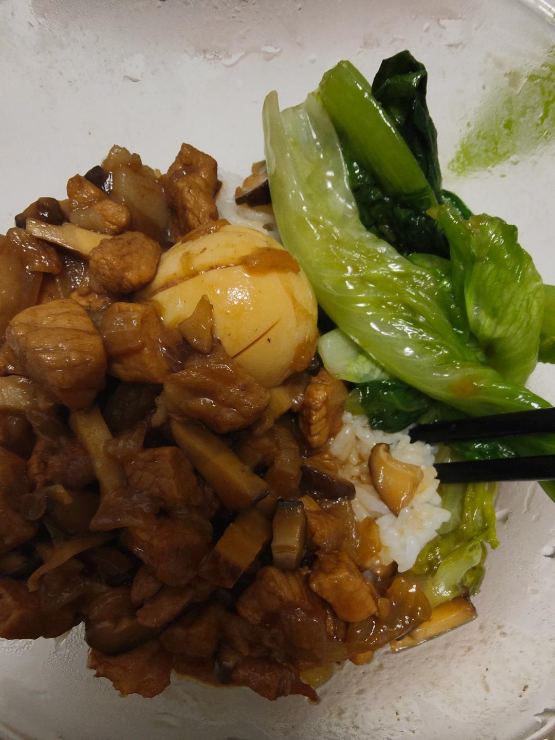 好吃到停不下来的卤肉饭