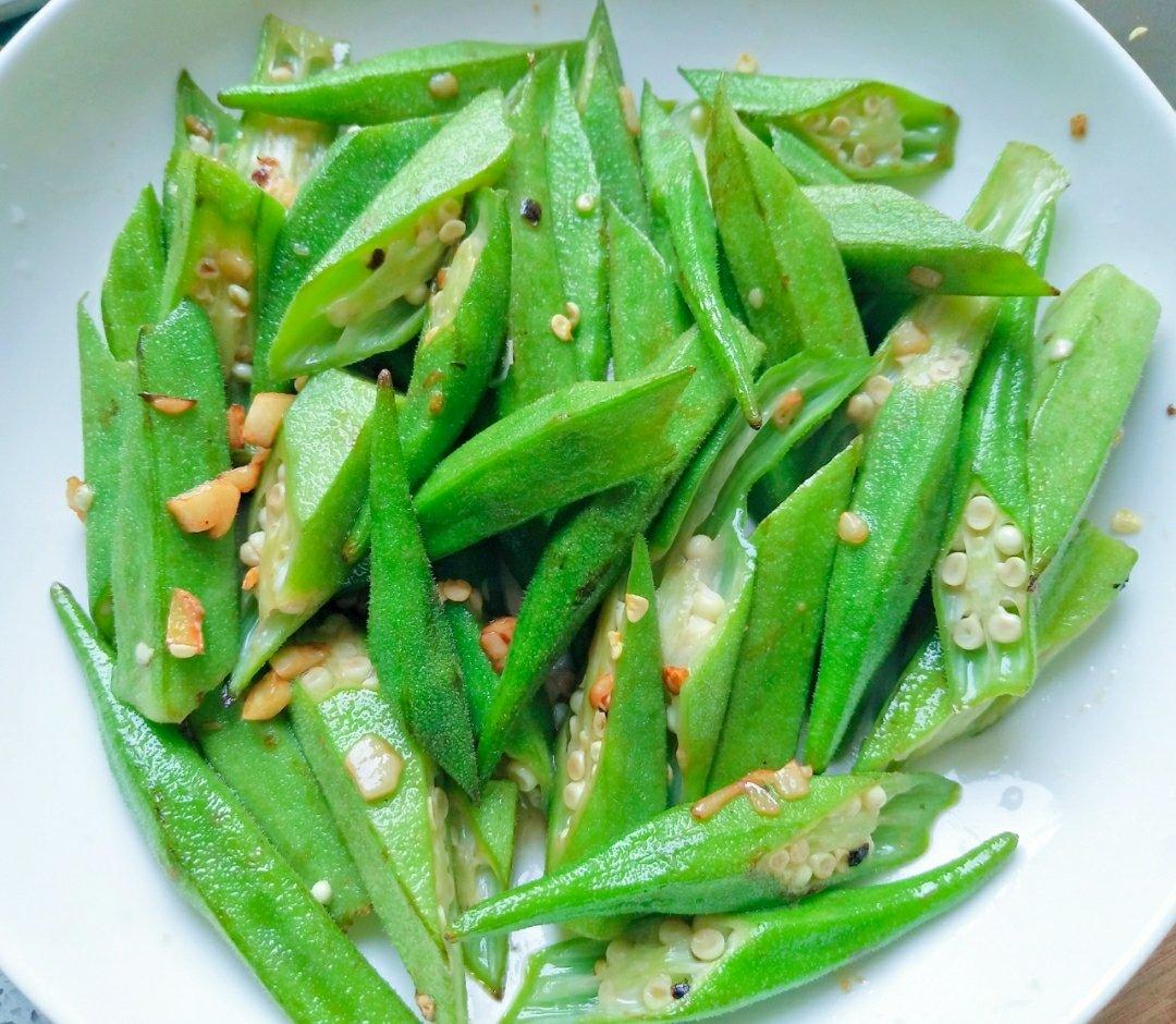简单好吃的炒秋葵