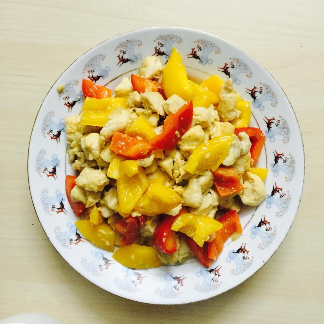 彩椒炒鸡丁