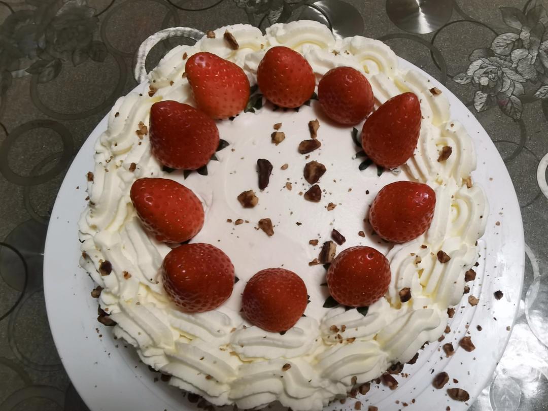 《Tinrry+》超经典的日式草莓奶油蛋糕 2.0版本（6寸配方）