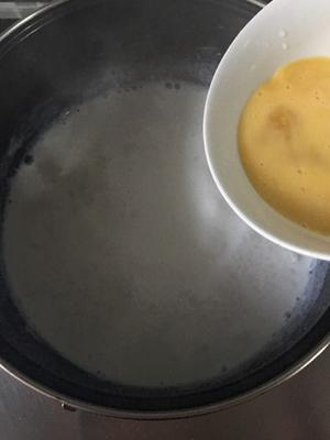 牛奶鸡蛋醪糟（酒酿）的做法 步骤3