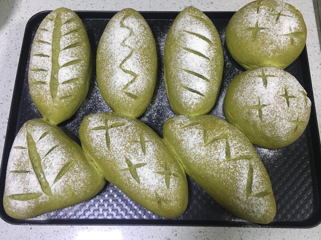 抹茶蜜彩豆奶酪包