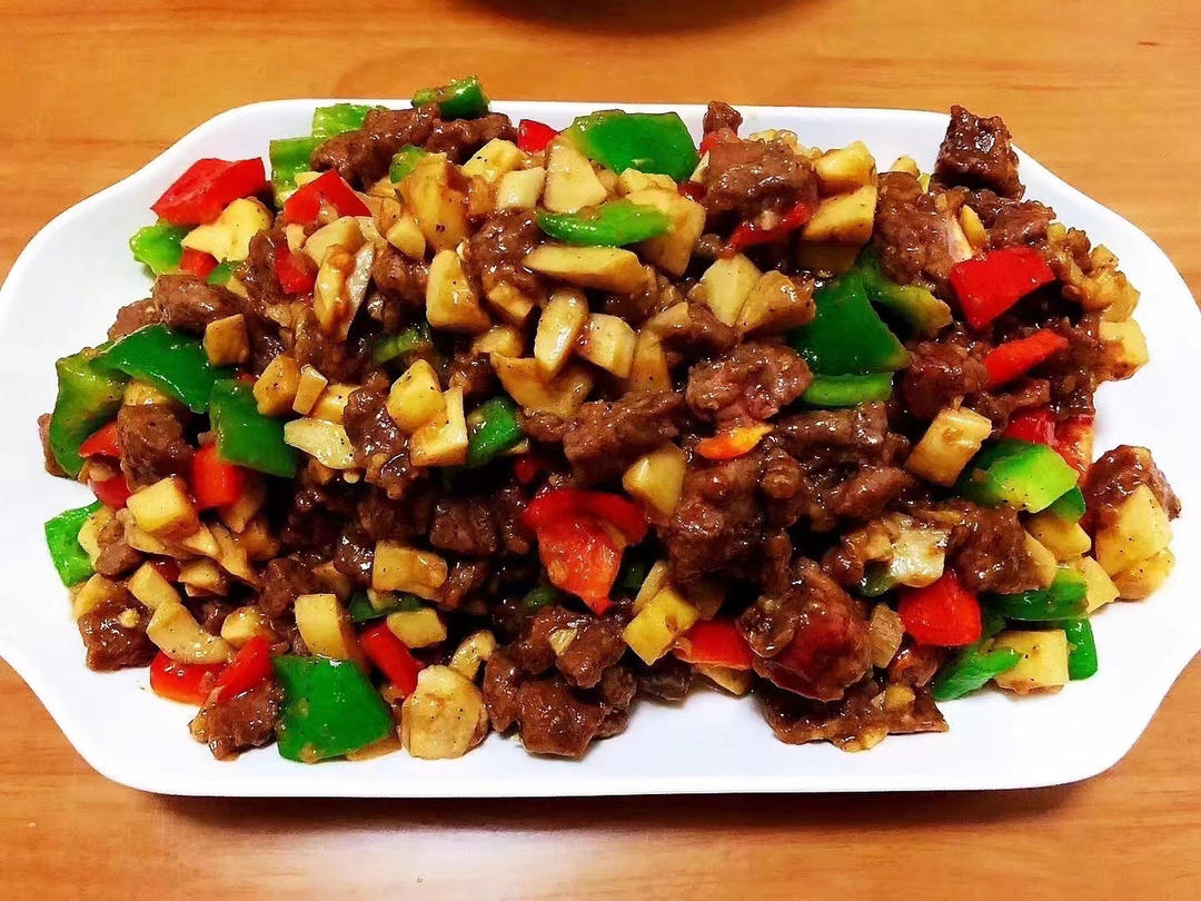 杏鲍菇炒牛肉粒