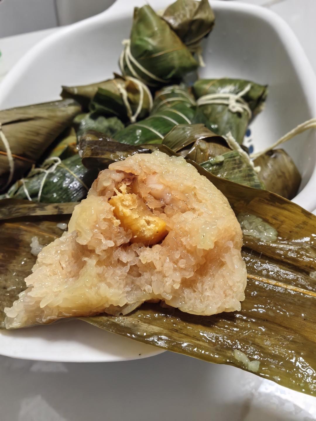 不懂碱水粽的人不要点开！记忆中的灰水粽！