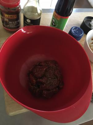 川式粉蒸牛肉的做法 步骤4