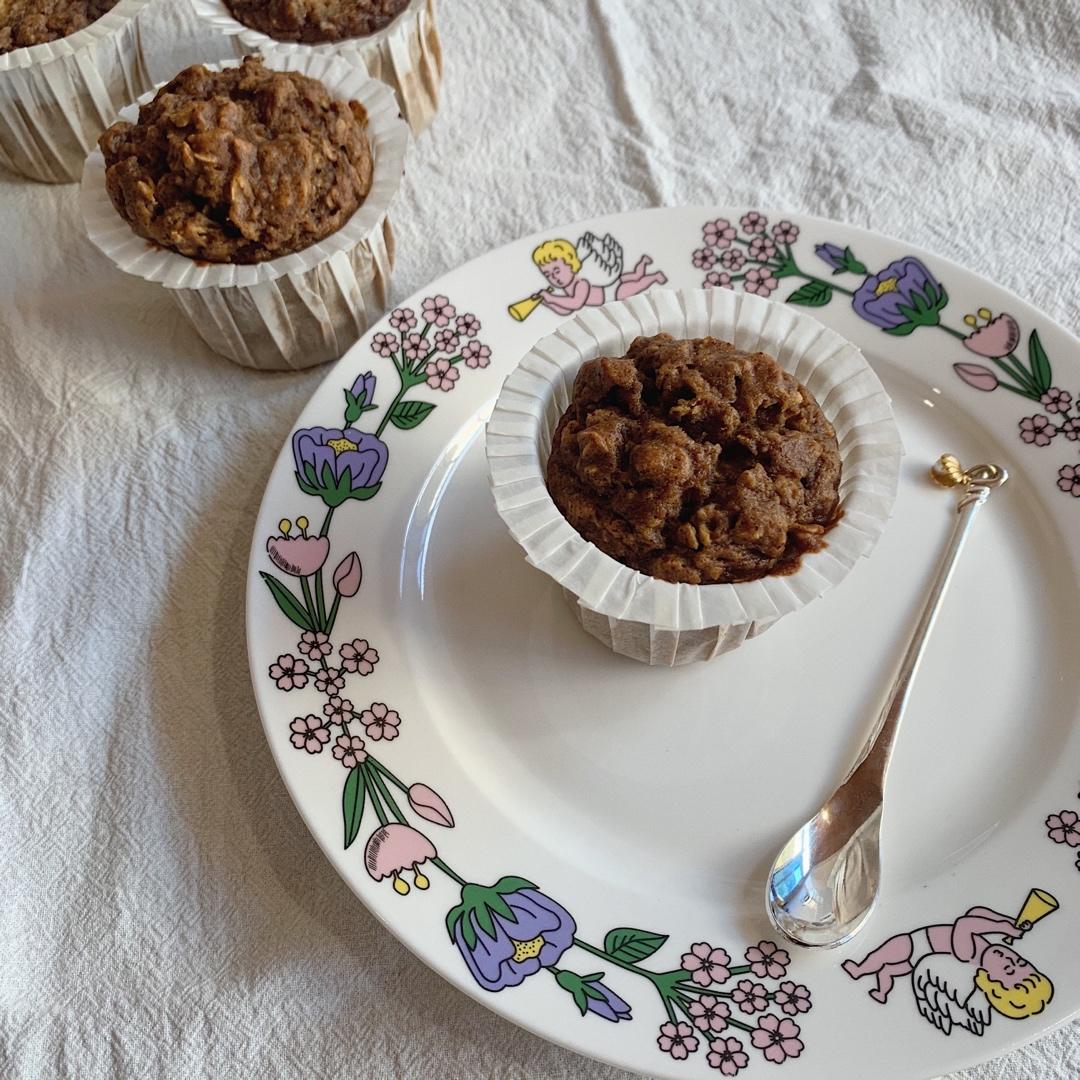 超方便的减脂无糖无油红枣黑全麦燕麦马芬～🧁
