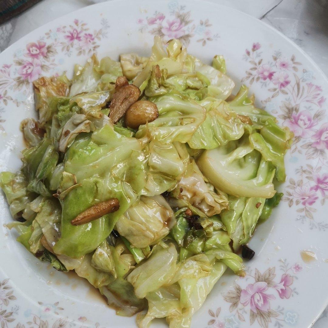 厨师长教你：“手撕包菜”的家常做法,简单又不失美味