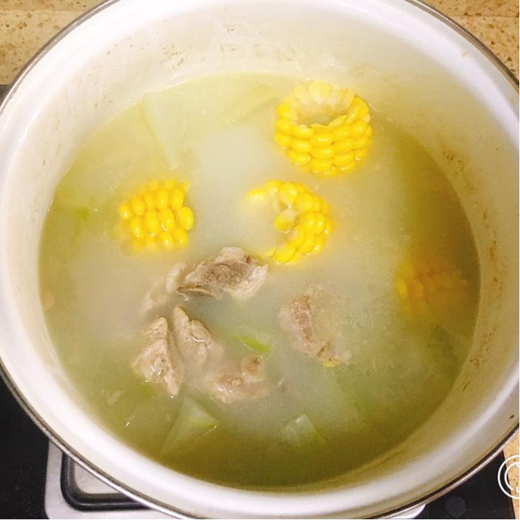 冬瓜玉米排骨汤
