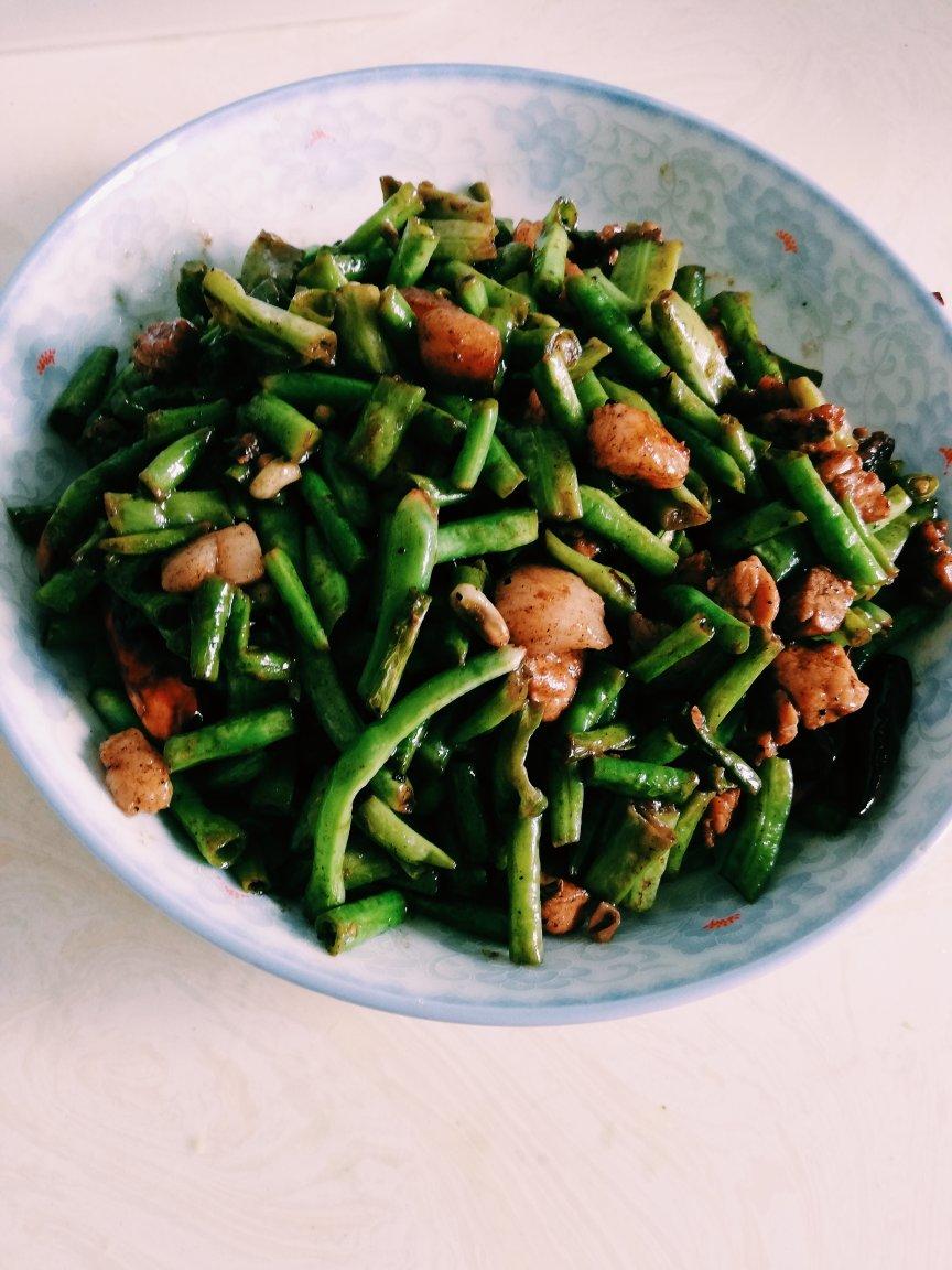肉沫豆角下饭菜