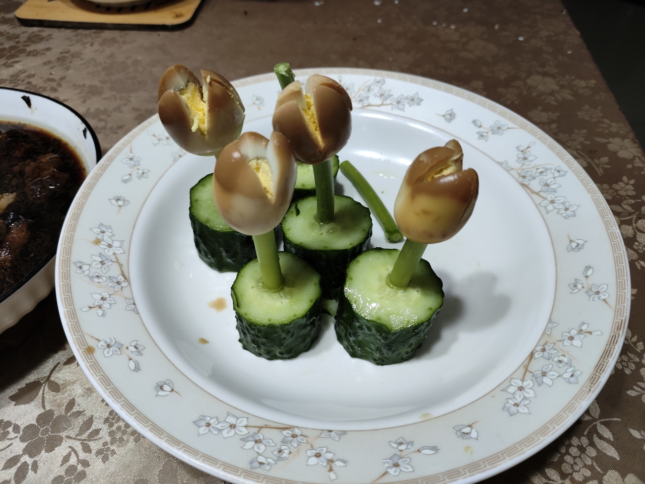 黄瓜鹌鹑蛋郁金香🌷