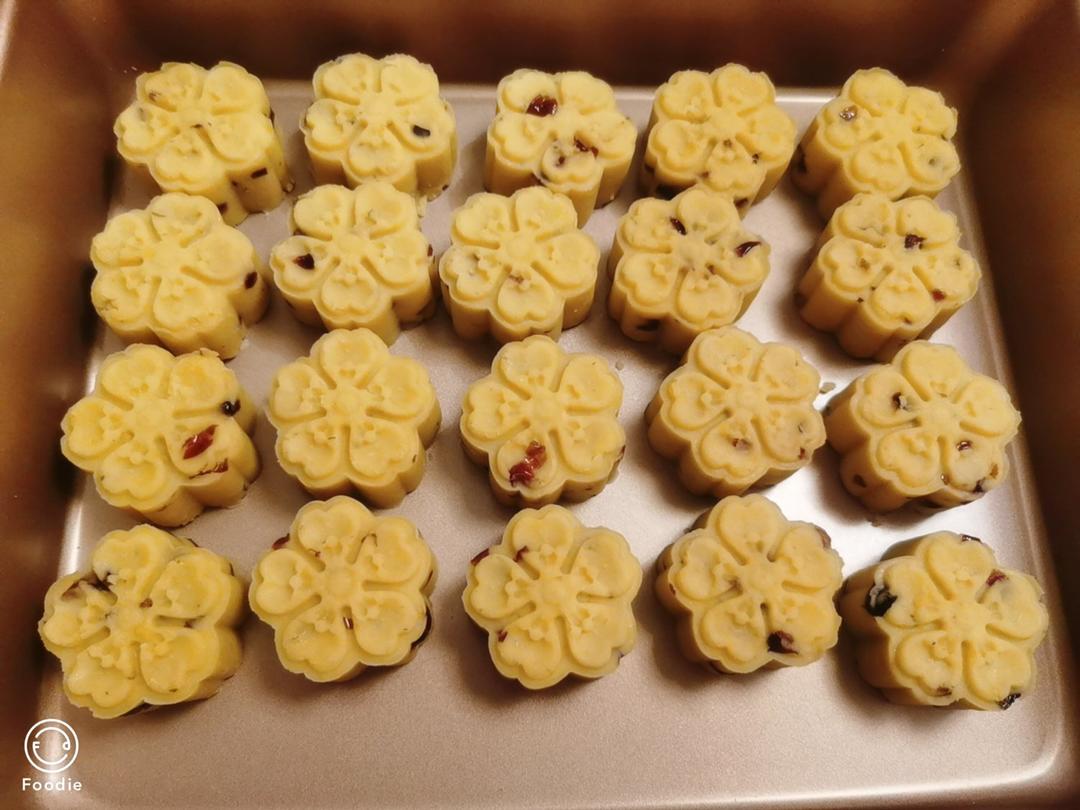 蔓越莓绿豆糕
