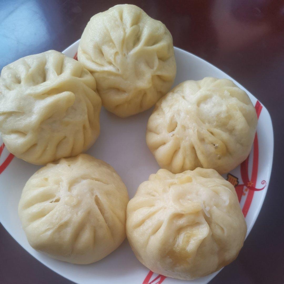 东北酸菜包子