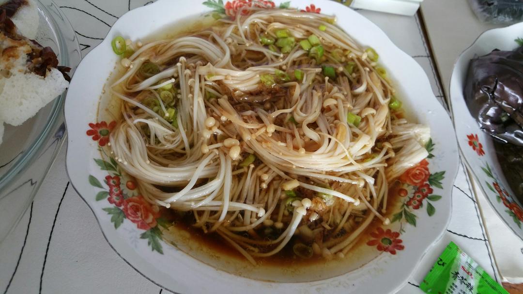蒜蓉蒸金针菇