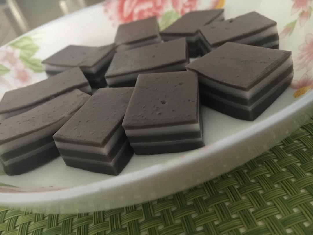 芝麻椰汁千层糕