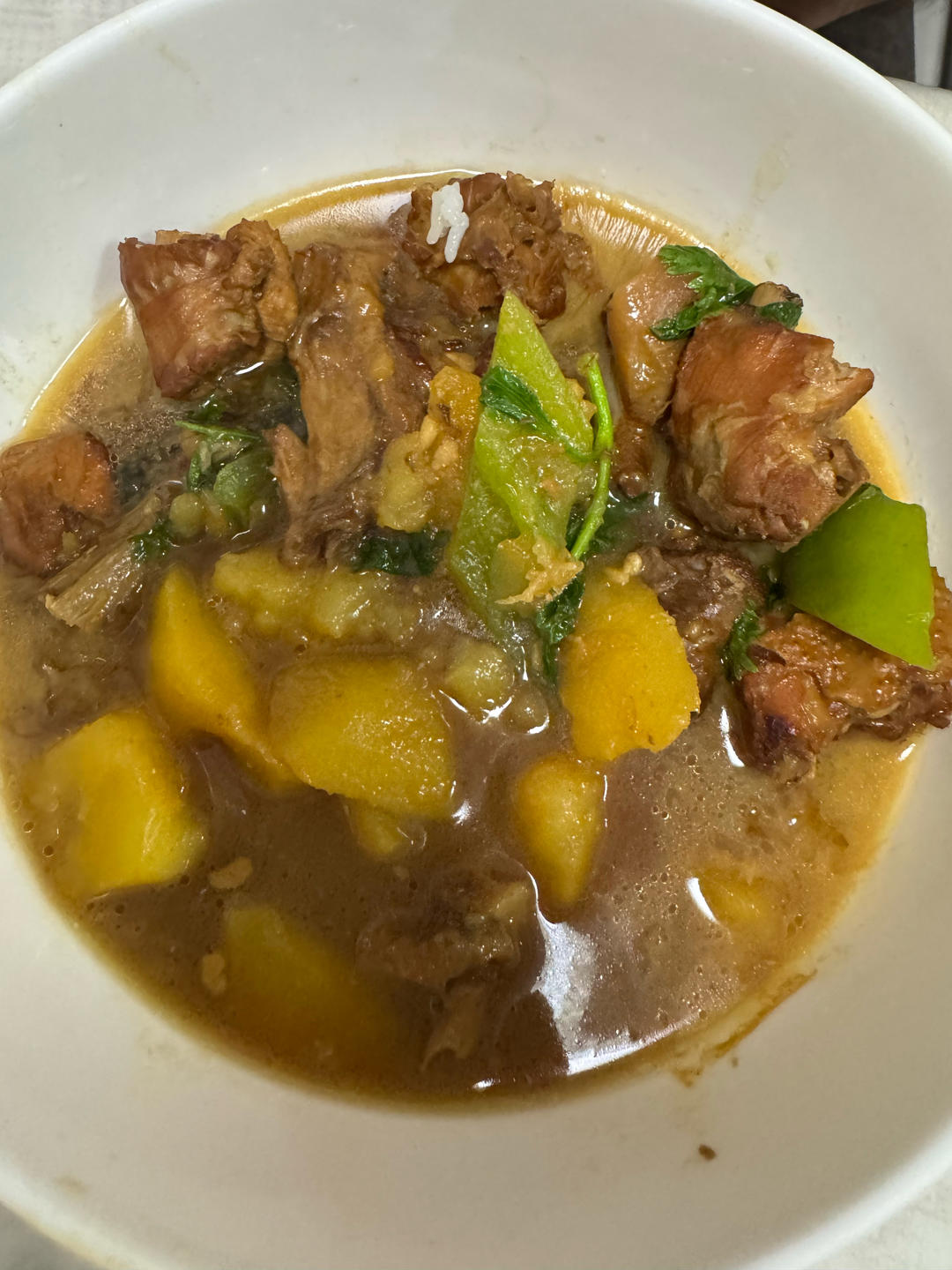 土豆炖鸡的做法