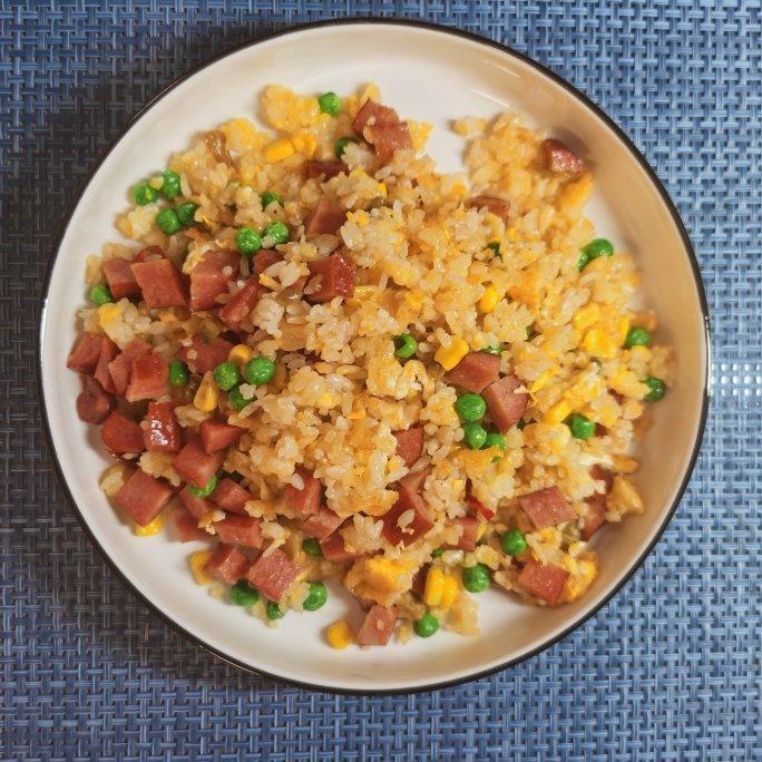 密涅瓦的猫做的超级无敌至尊蛋炒饭