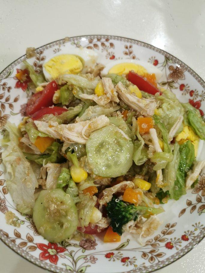 藜麦鸡胸肉沙拉|低卡路里高蛋白