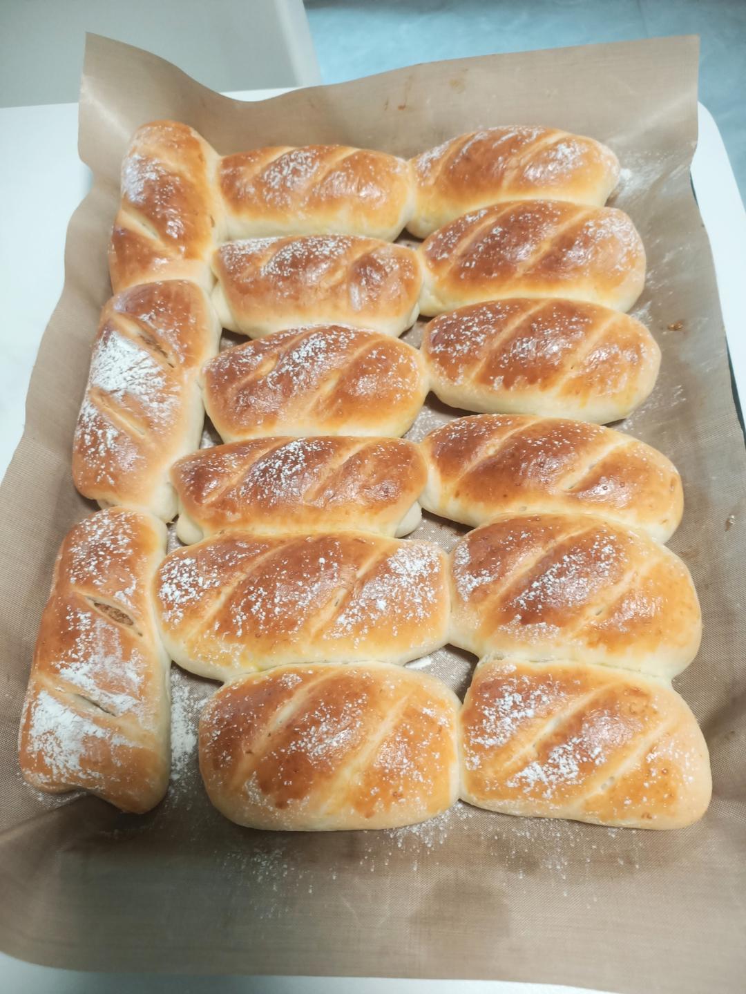 香喷喷的肉松卷面包