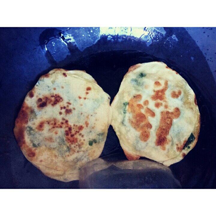 饺子皮版葱油饼