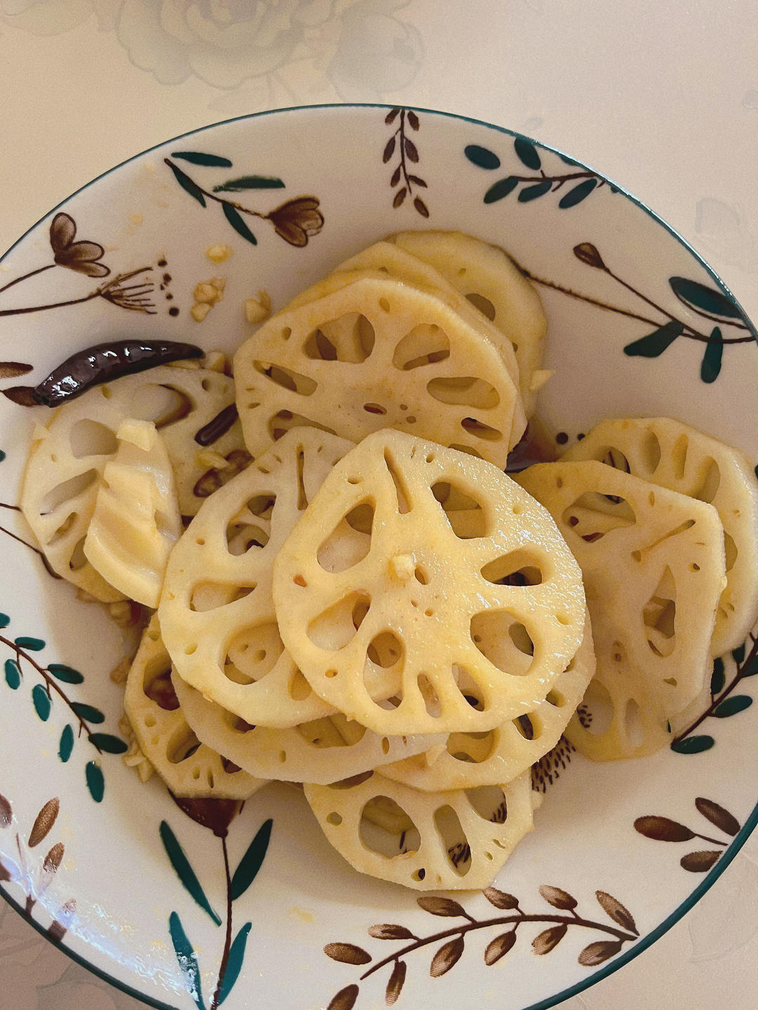 凉拌藕片