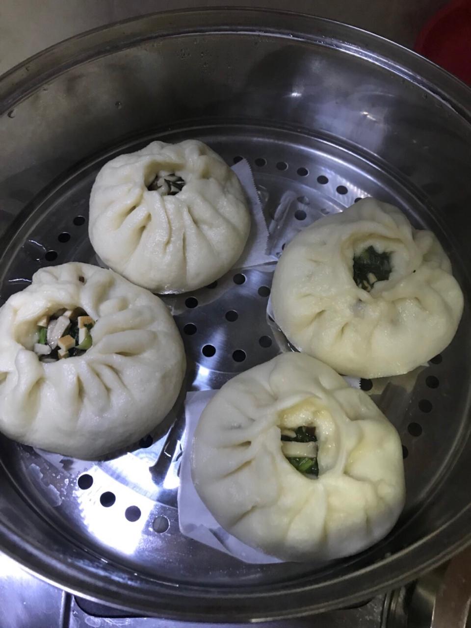 标新越奕做的节省一半时间的大包子(另付翠绿菜包子,肉包子,腹黑包子