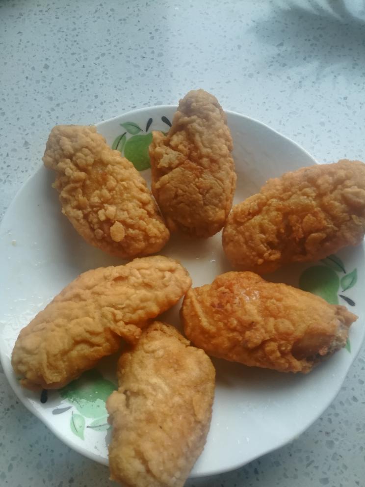 少油香酥炸鸡翅的做法