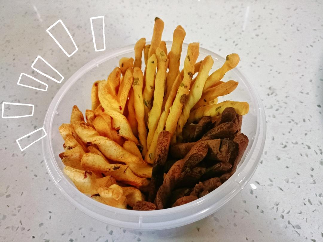 宝宝香酥饼干棒（虾味，奶香，葱香三口味）