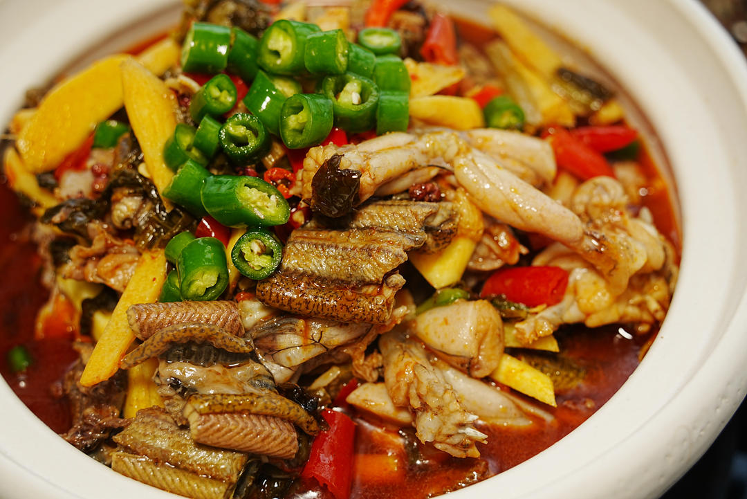 鲜椒牛蛙鳝鱼（新手易操作版）