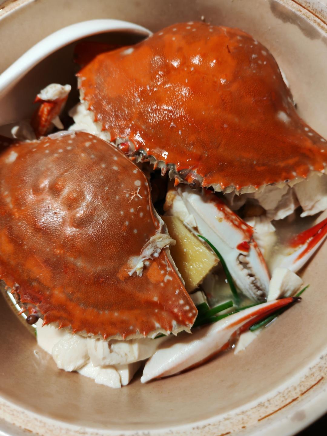 梭子蟹豆腐土豆煲