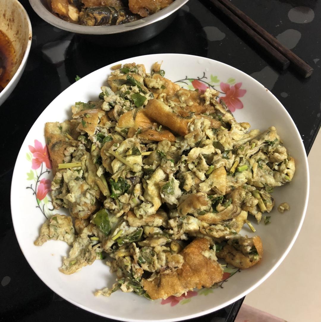 应季香椿炒鹅蛋