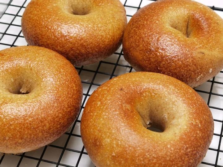 天然酵种全麦贝果