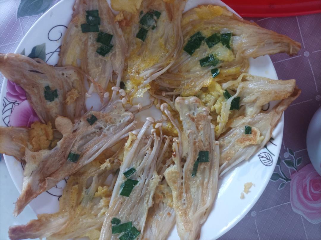 金针菇蛋饼