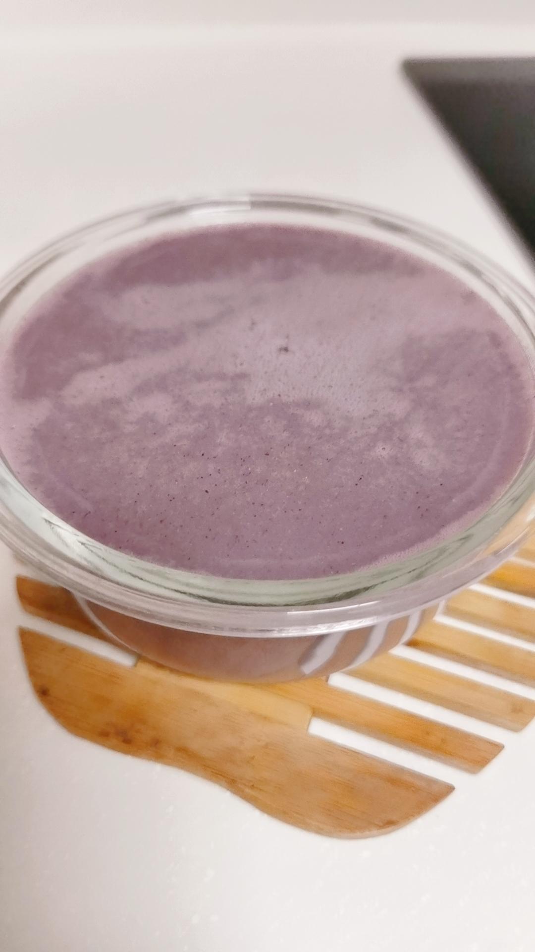 「燕麦黑米莲子豆浆」