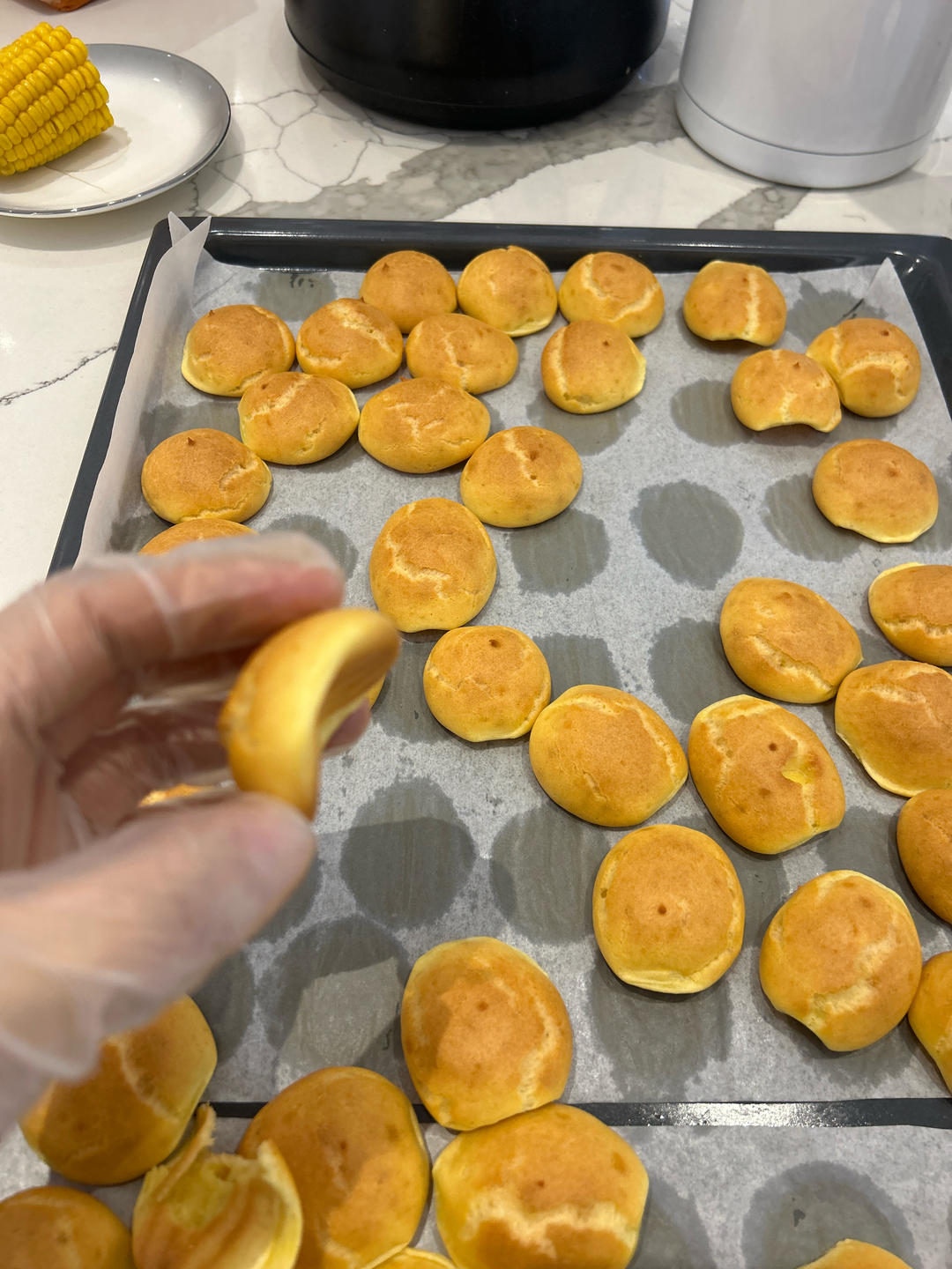 简单易成功的奶油小泡芙做法