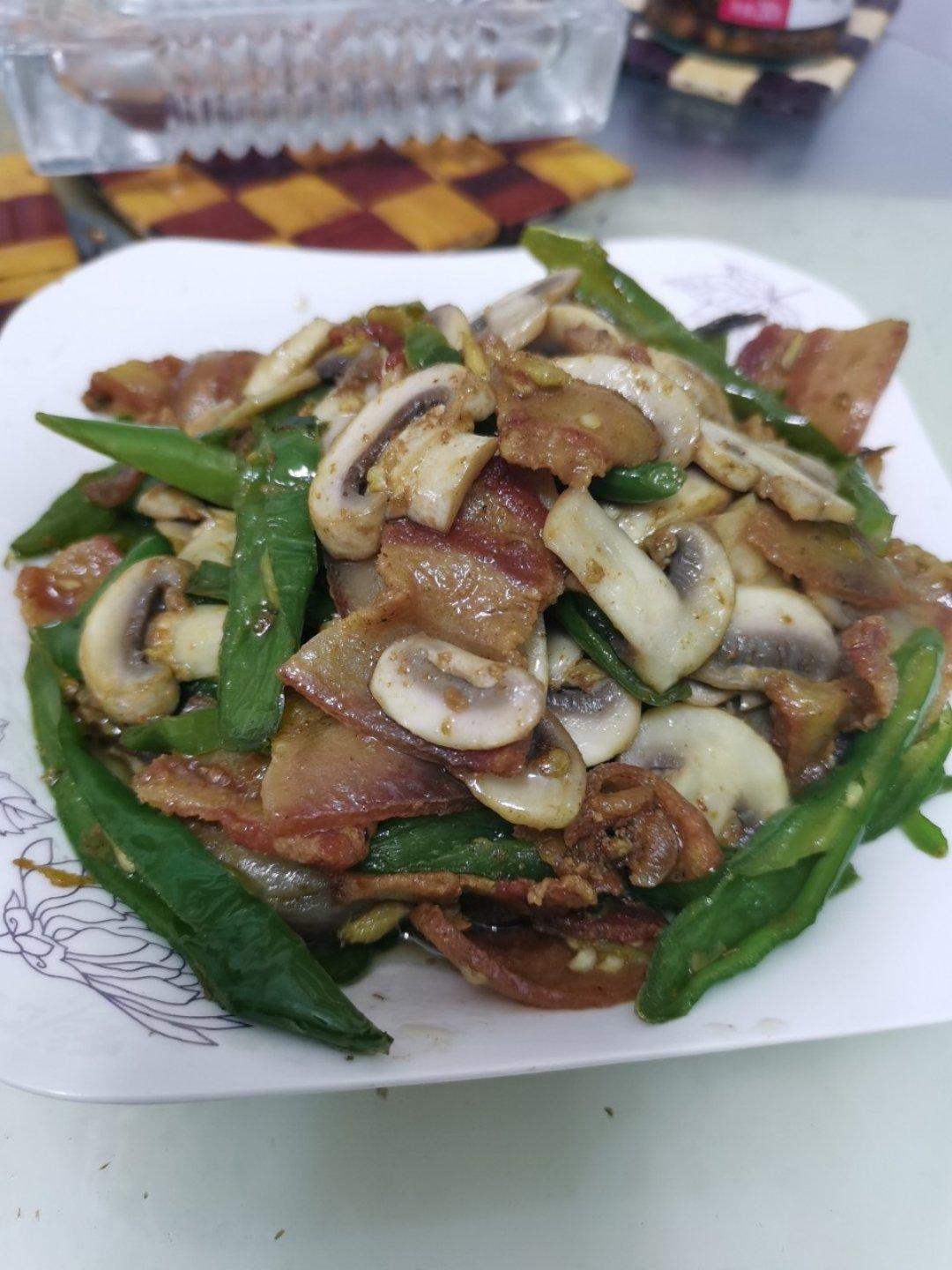 家常菜 口蘑炒肉