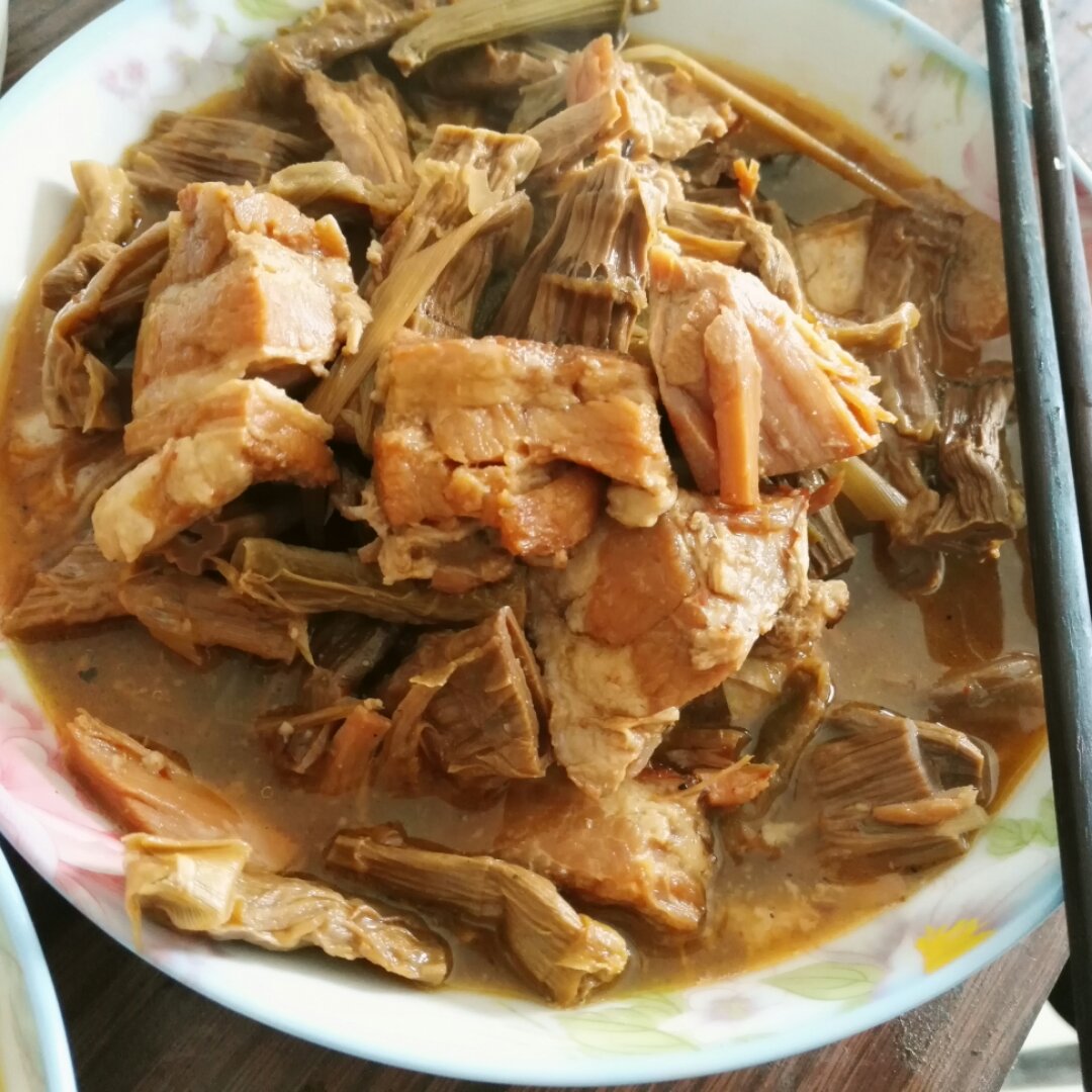 笋干红烧肉