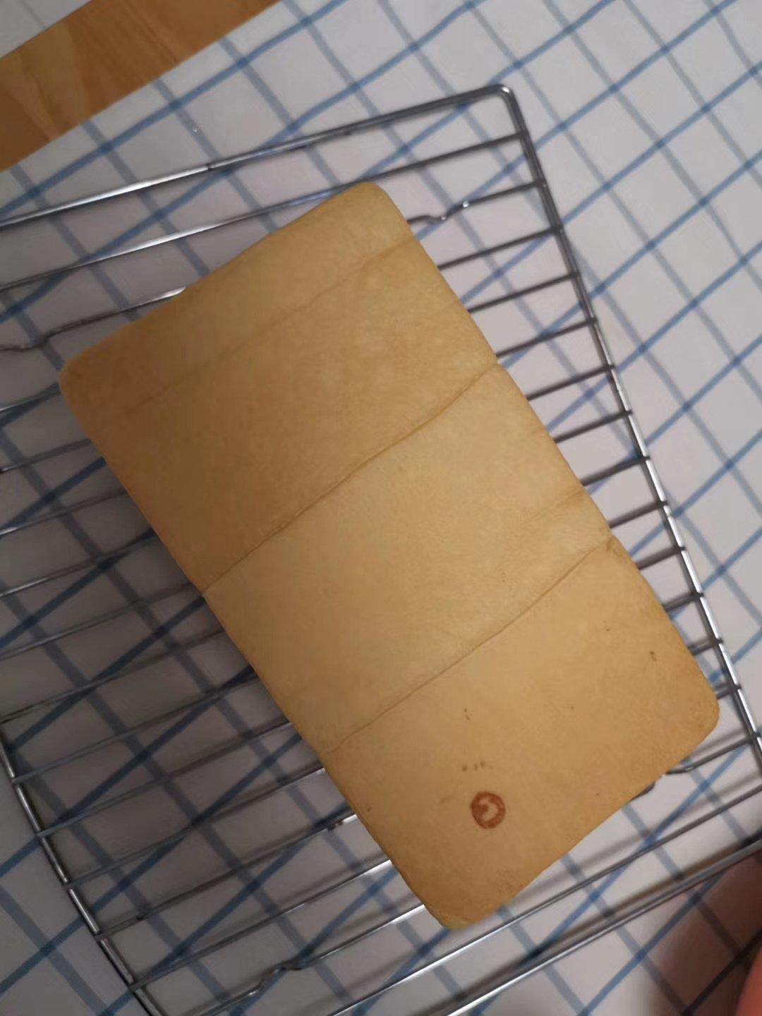 吐司，奶香手撕面包，超级香浓