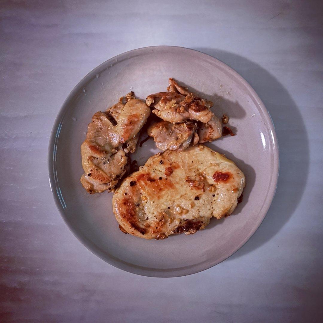 好吃炸的煎鸡扒！（附鸡腿去骨攻略）