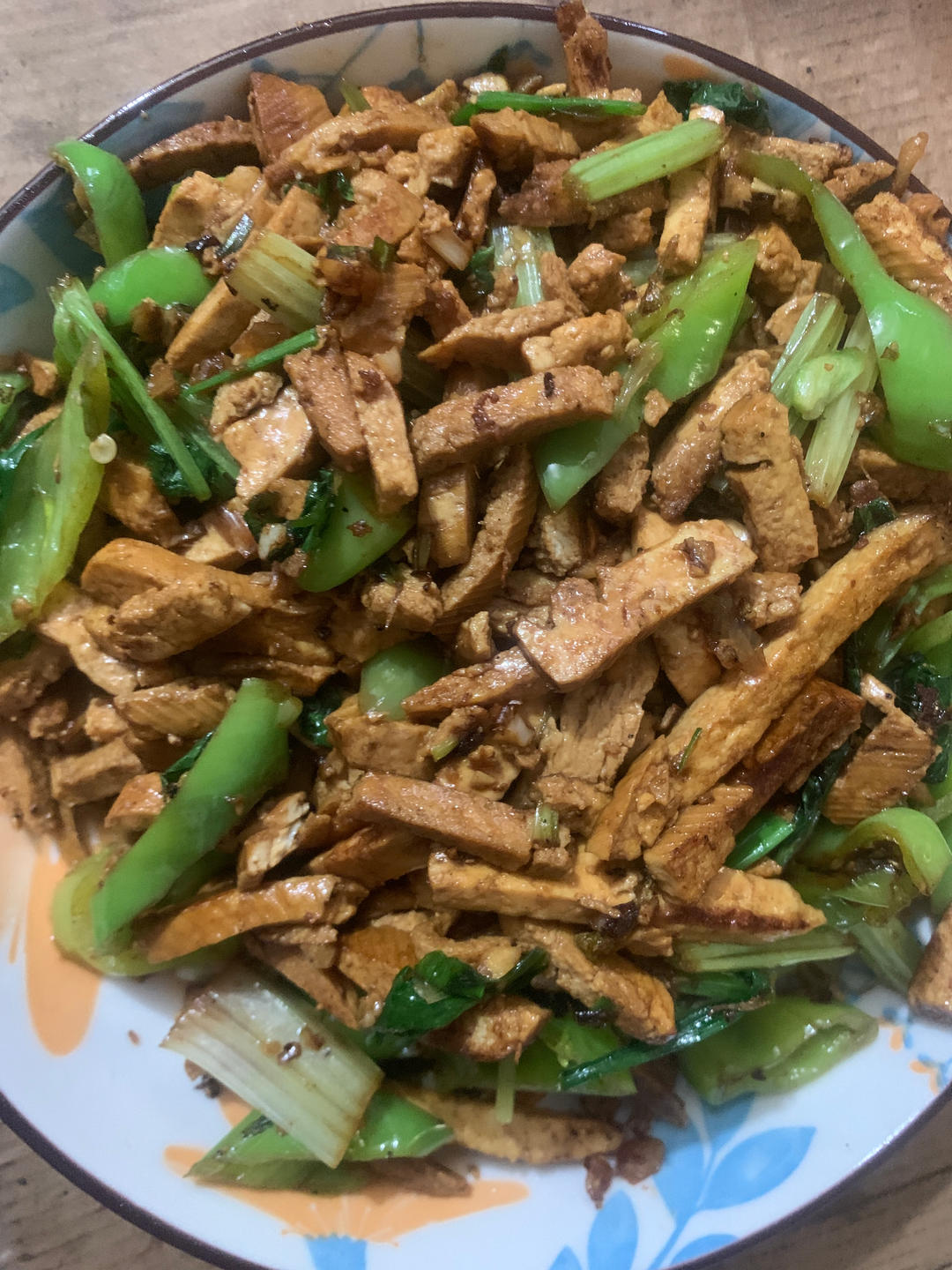 午餐晚餐简单快手下饭菜芹菜炒香干