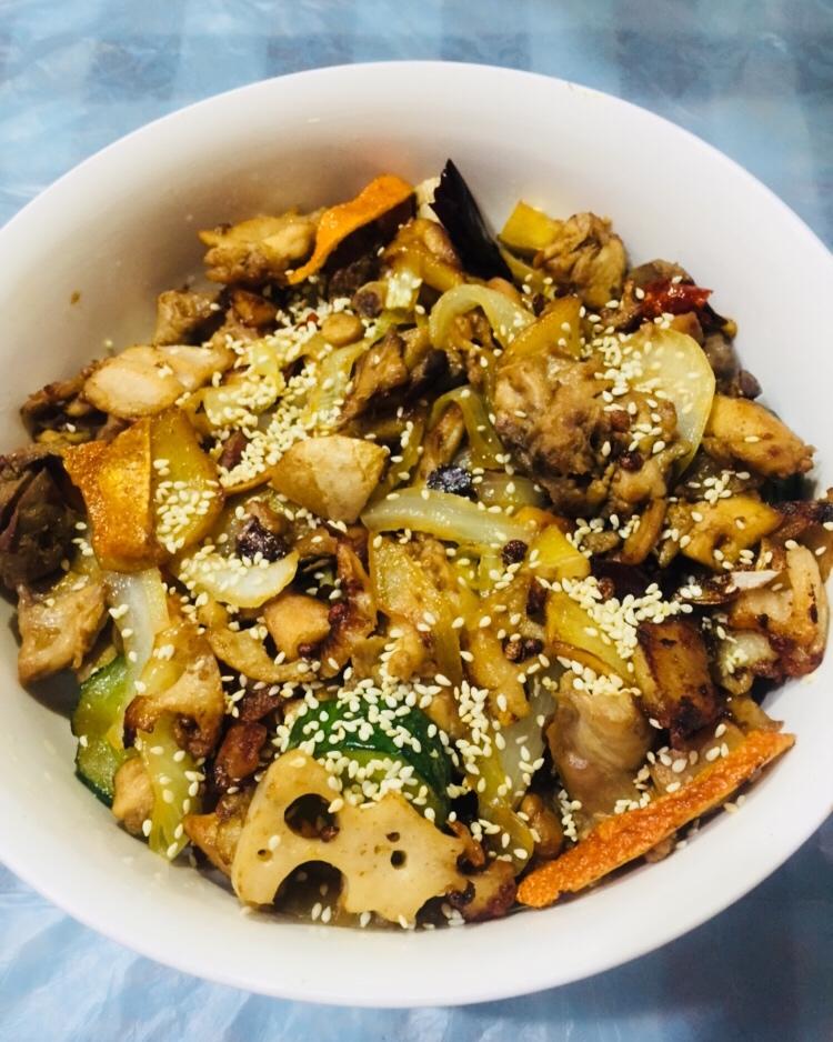 土豆兔丁小干锅