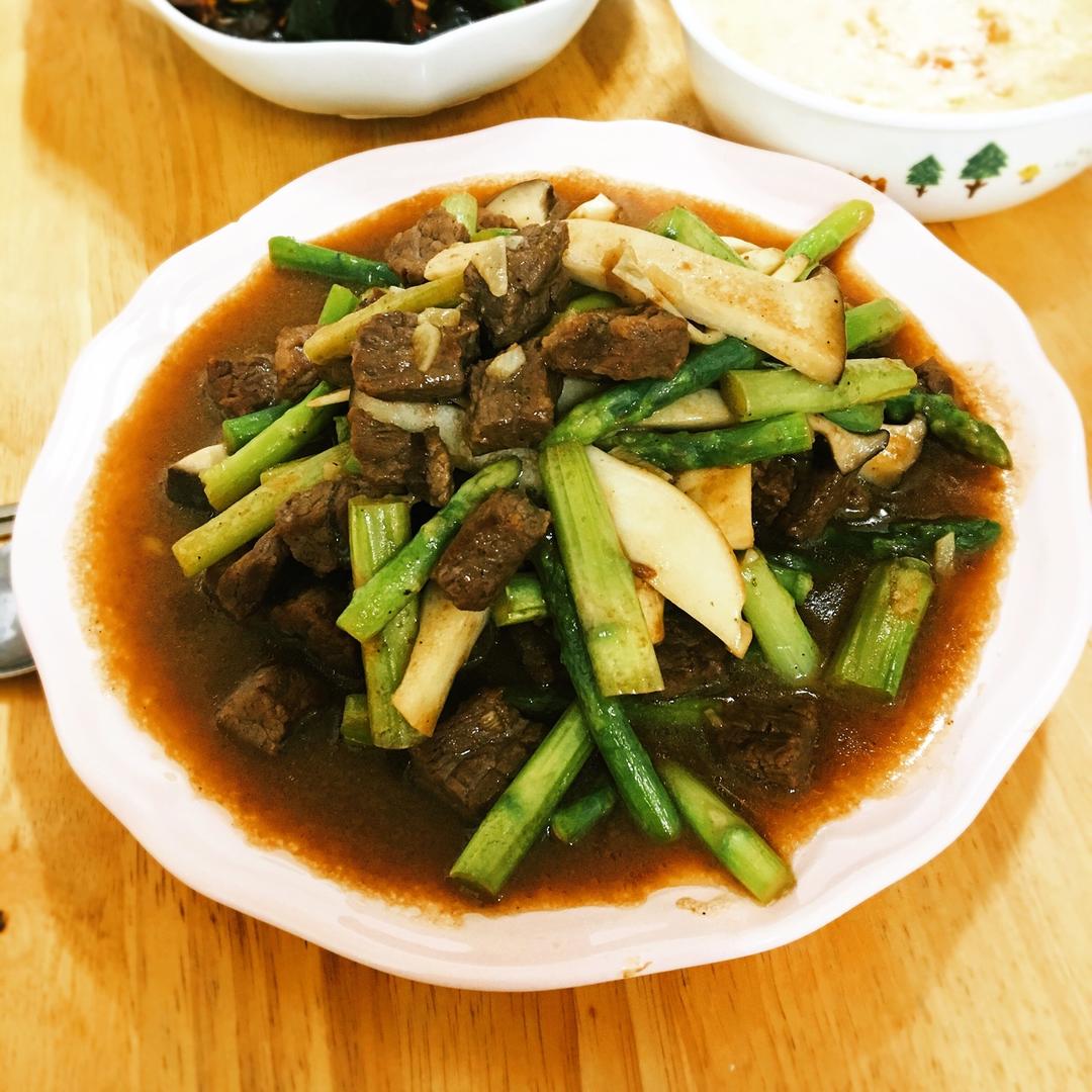 【曼食慢语】蚝油芦笋牛肉粒