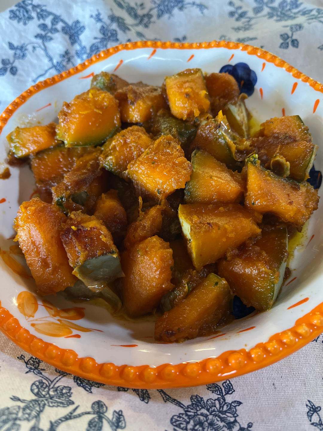 猪肉都不换的焖南瓜～吃起来糯糯甜甜咸咸的！