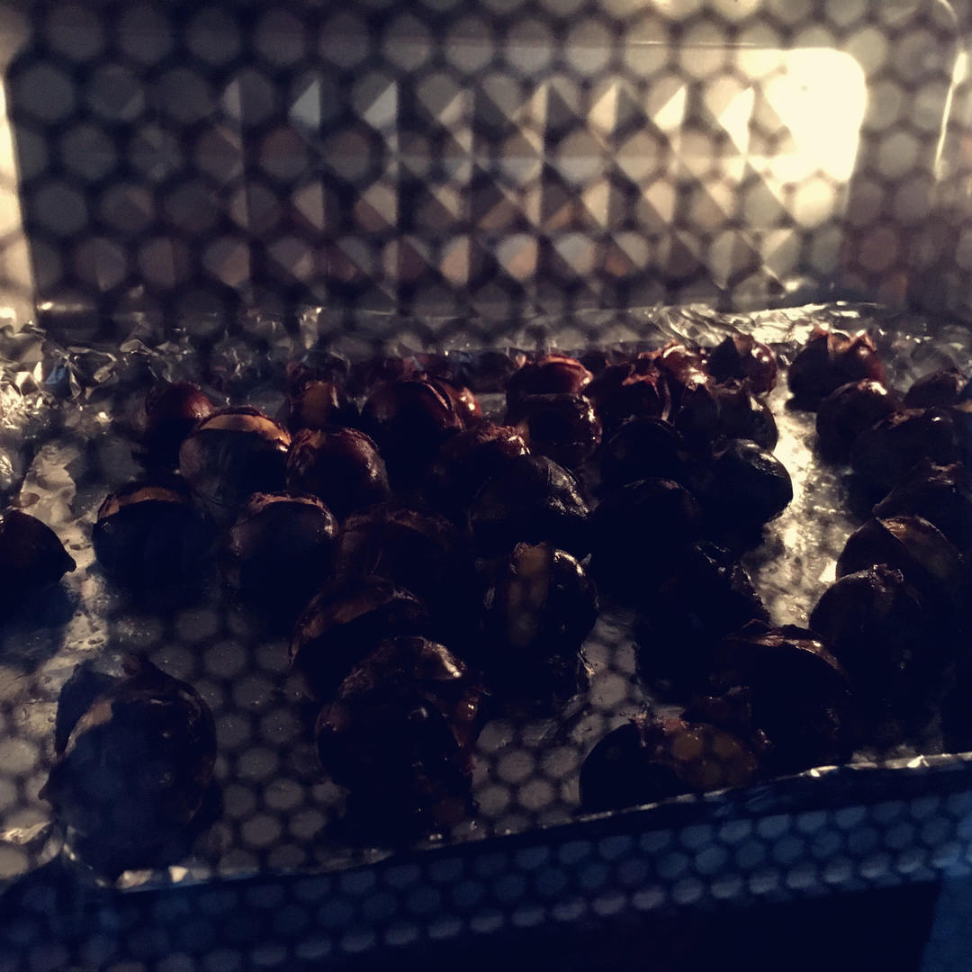 糖烤栗子（清甜版的烤箱“糖炒板栗”）